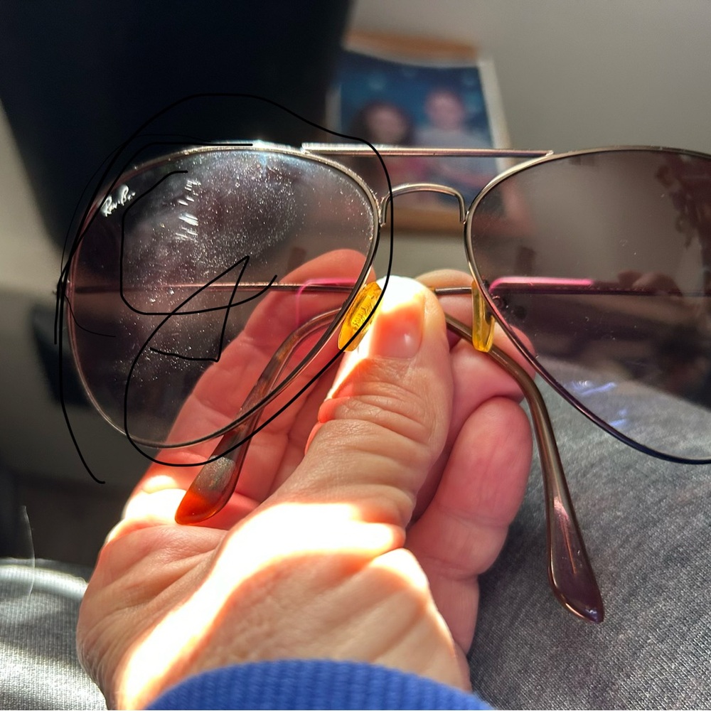 Ray-Ban Sunglasses - Picture 4 of 4